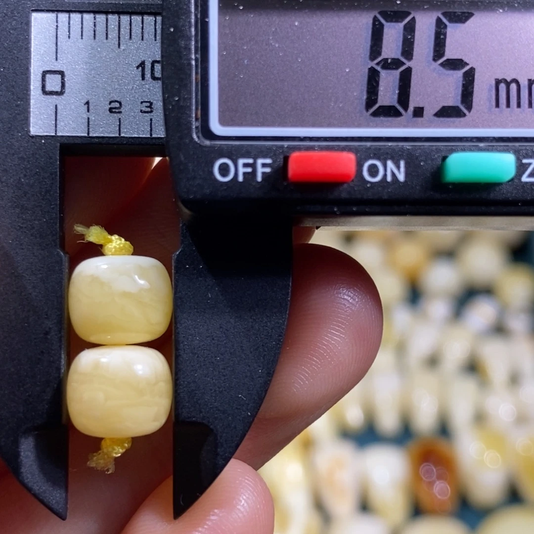 裸石蜜蜡未镶嵌配饰