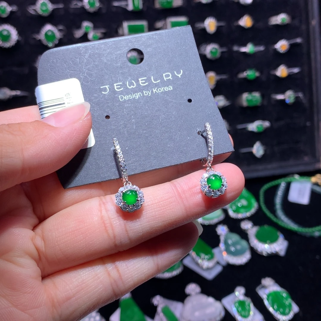 翡翠银S925镶嵌颈饰翡翠