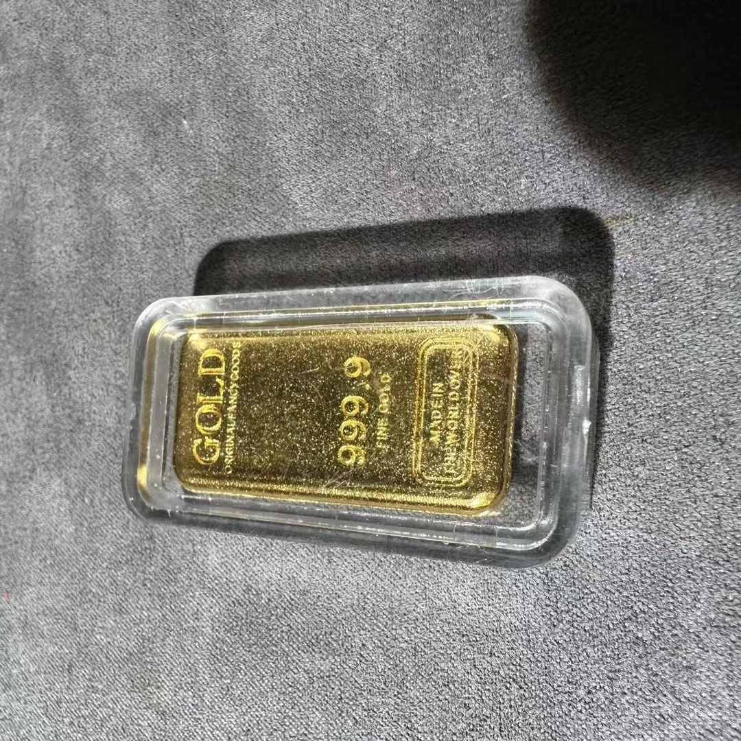 SS31(黄货码头) 镶嵌金色摆件