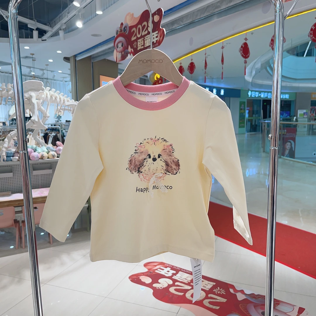 MOMOCO春秋时尚米色小狗印花T恤77580235013