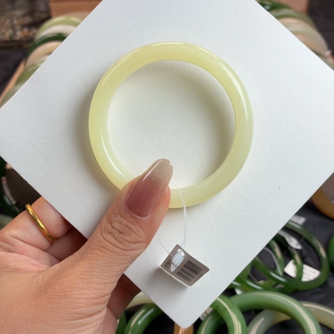 和田玉未镶嵌手镯黄口奶黄包54