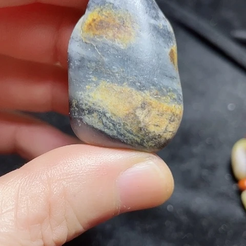 未镶嵌和田玉（糖玉）挂件