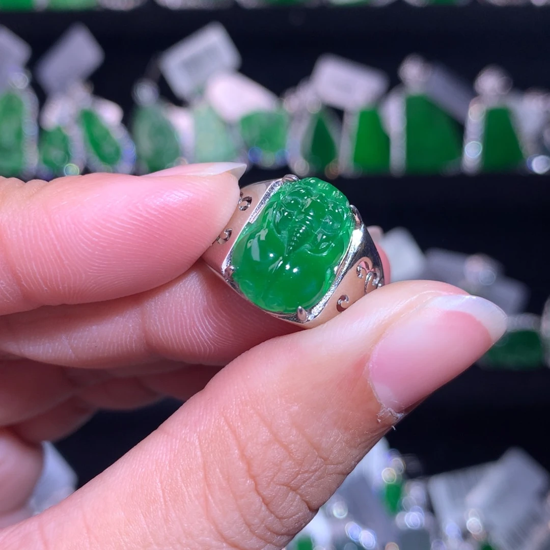 【闪购商品】银S925镶嵌戒指翡翠