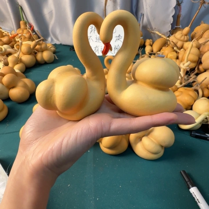 《***️大叶紫檀（黑酸枝木类）