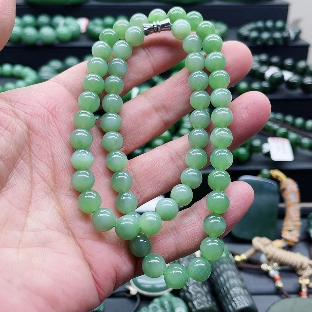 和田玉（碧玉）未镶嵌颈饰