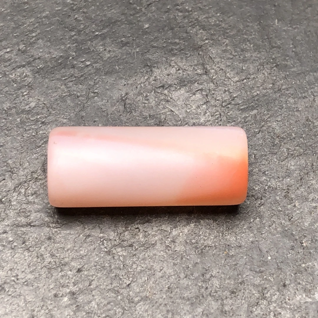 原矿川料南红玛瑙纯手工打磨尺寸19.8x8.2毫米