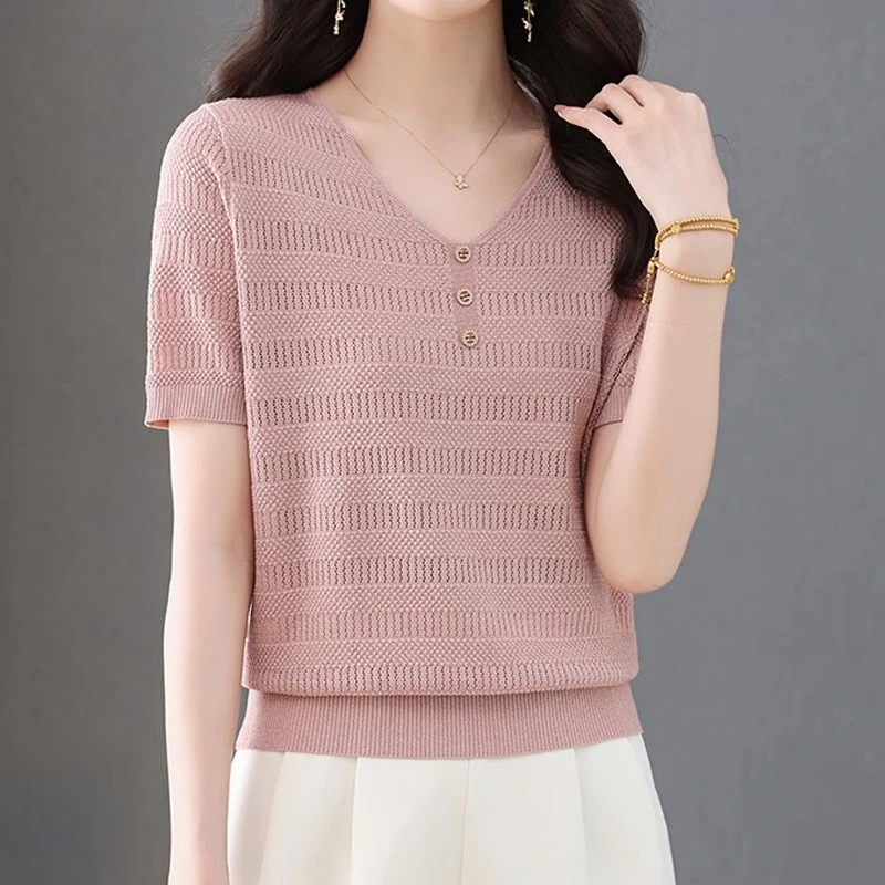 时尚通勤V领针织衫短袖女夏季新款宽松休闲百搭打底上衣薄款打底