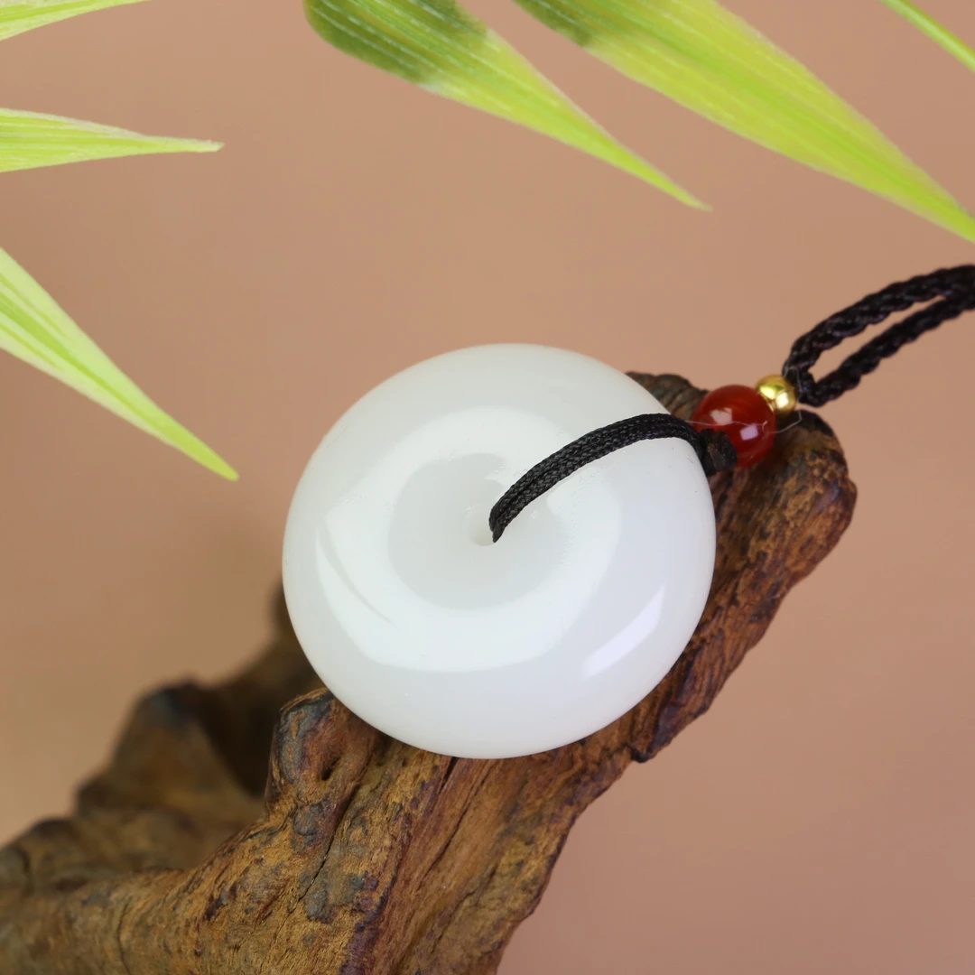 【万锦珠宝城】天然新疆老坑满色平安扣百搭吊坠