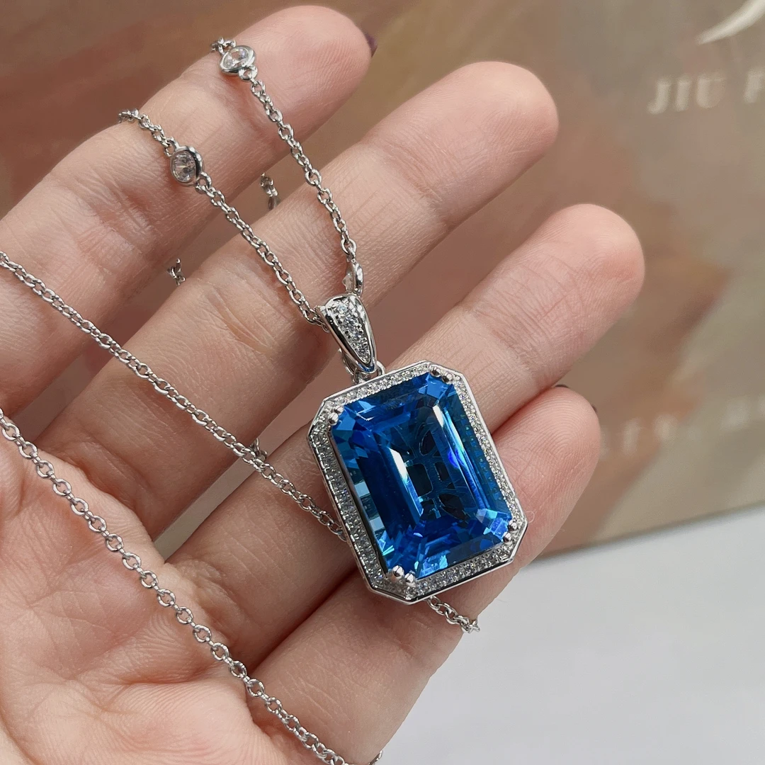 S925银镶嵌天然托帕石吊坠