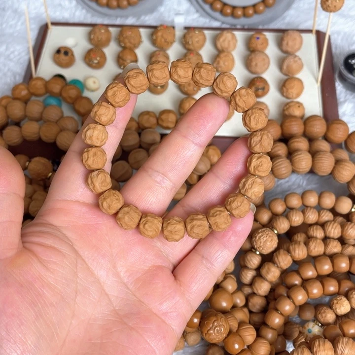 猴头核桃把件全品龙蛇之变