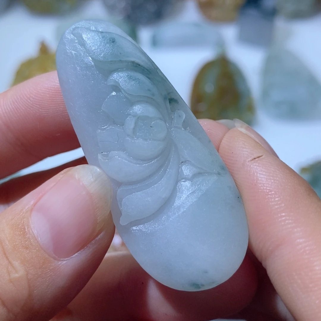 未镶嵌定制翡翠毛货