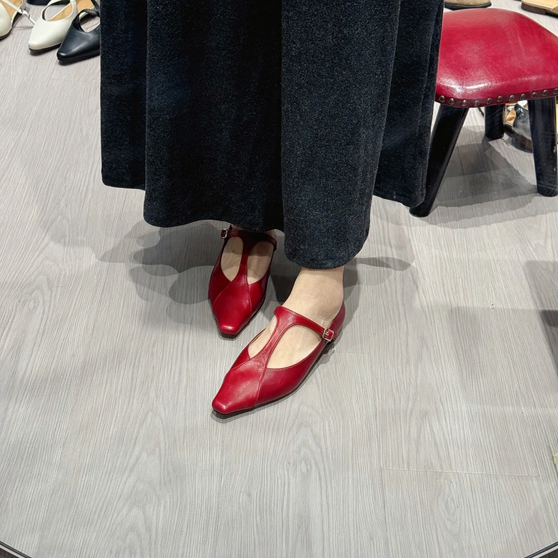 2025巨软美复古小羊皮字带玛丽珍小皮鞋法式尖头粗跟浅口单鞋女时