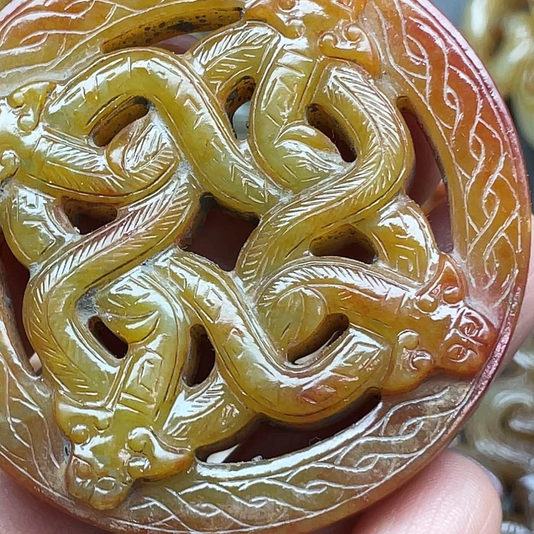 明***天和田玉未镶嵌颈饰