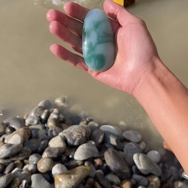 未镶嵌和田玉（糖玉）珠宝奇石