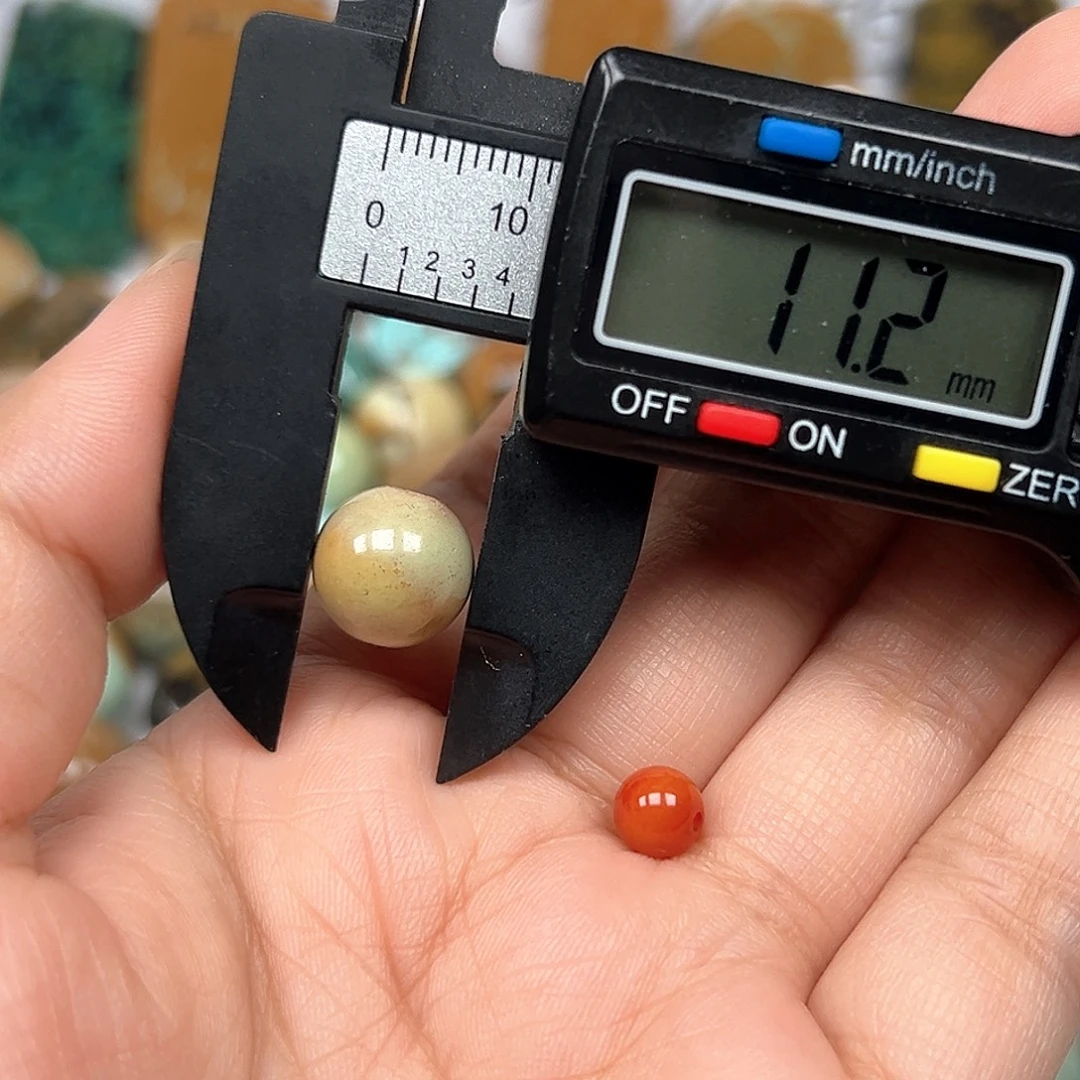 未镶嵌南红玛瑙珠宝奇石