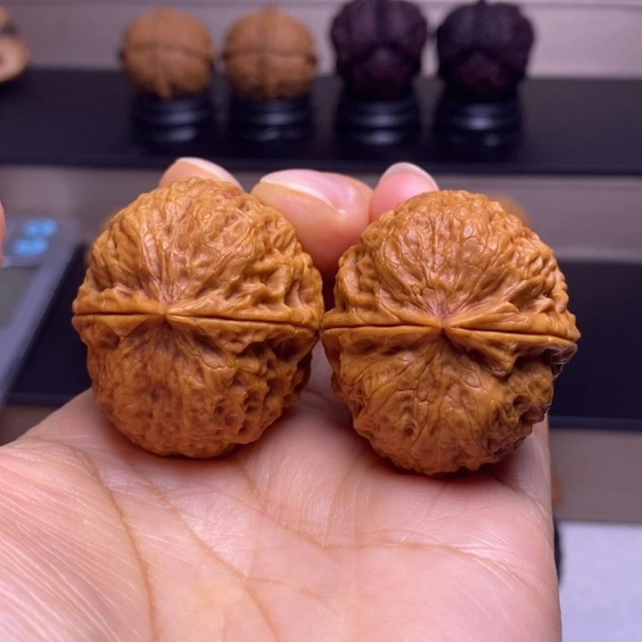 把件文玩核桃云顶绣球17