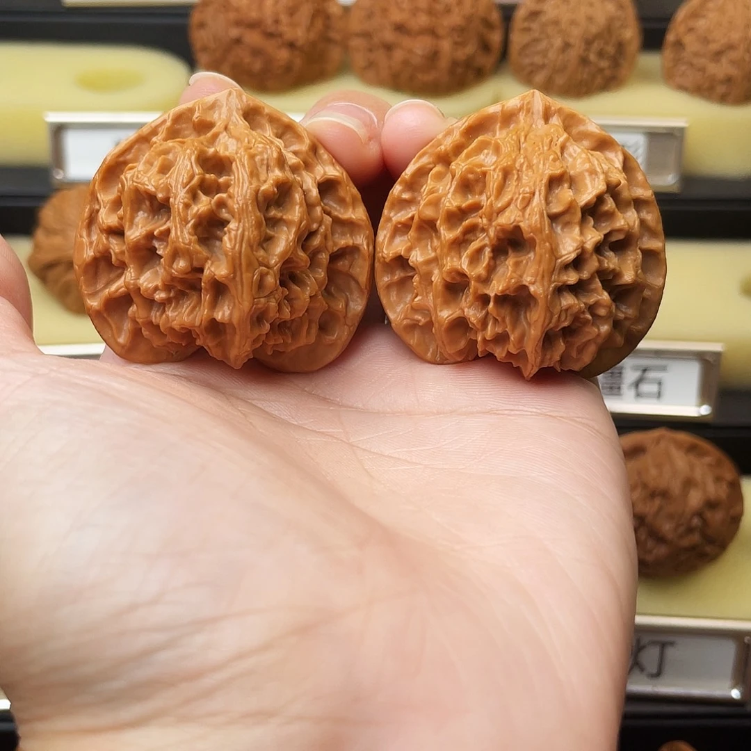 文玩核桃吊坠苹果园43尺786