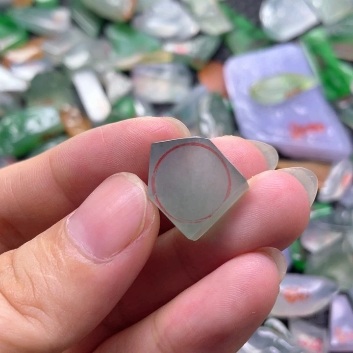 定制翡翠未镶嵌天然缅甸翡翠