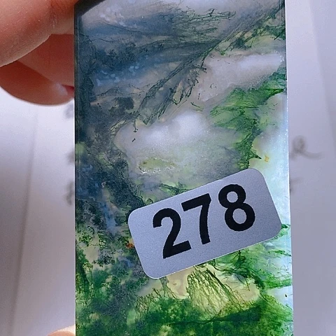 未镶嵌颈饰玛瑙/玉髓凡*