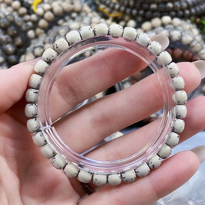 星月菩提手串骨瓷白河豚6.8