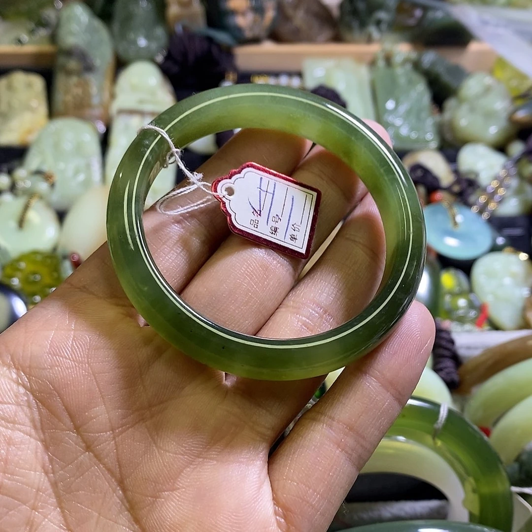 岫玉未镶嵌手镯51口径