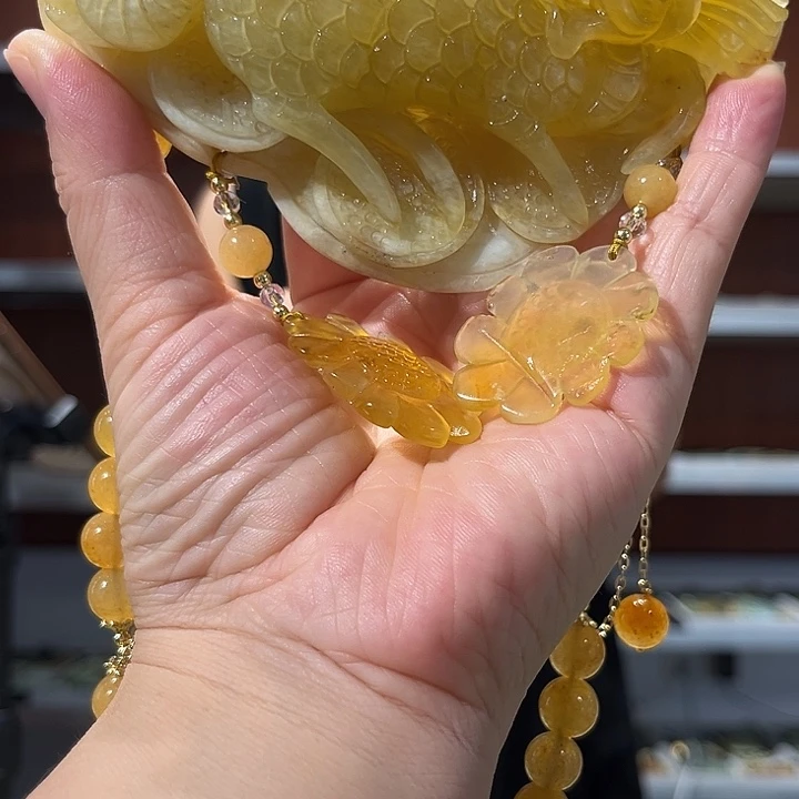 岫玉未镶嵌毛衣链军****市