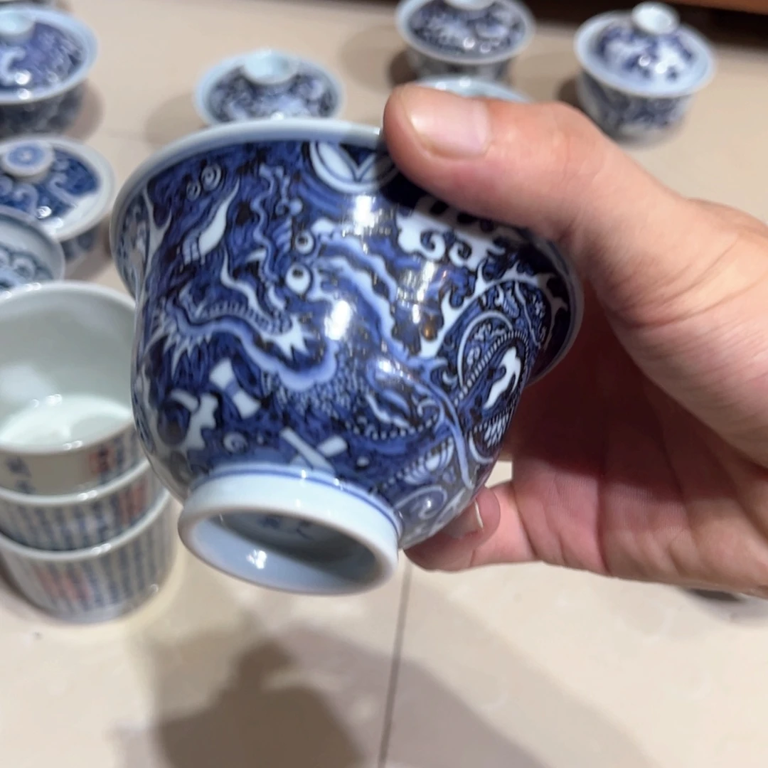 陶瓷艺术品美官人