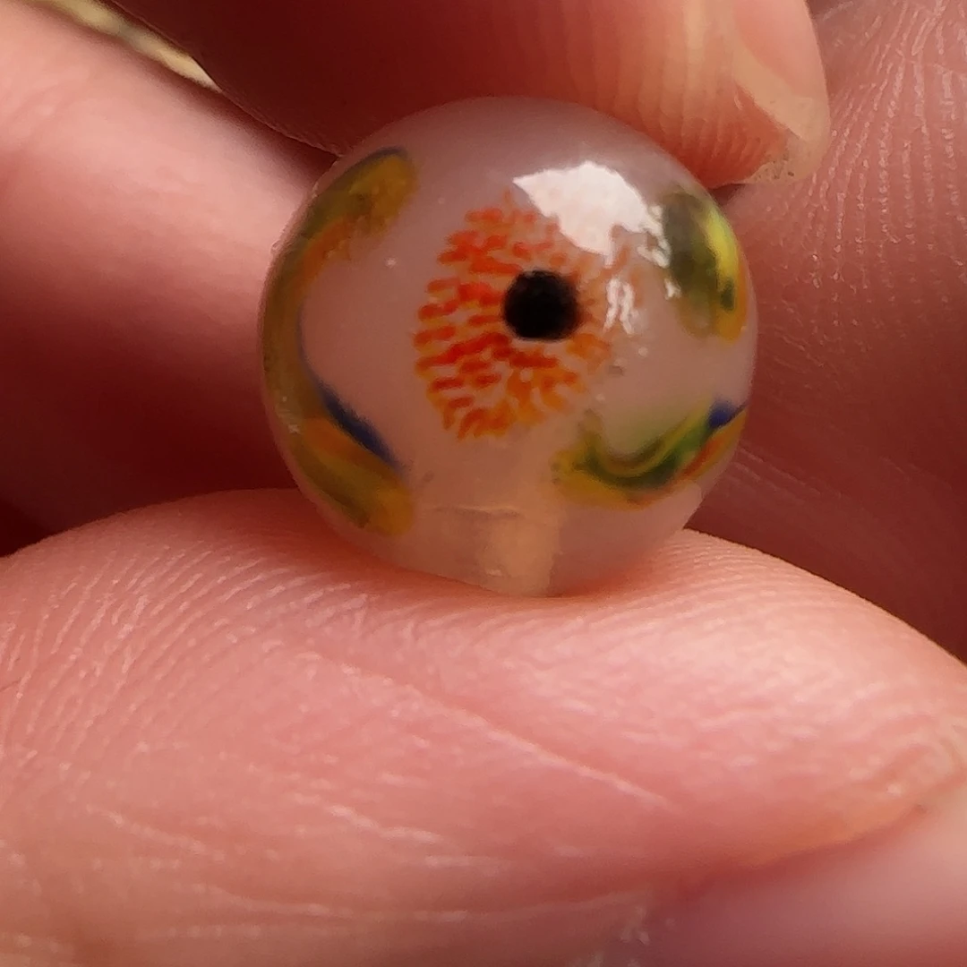 c***…玻璃颈饰三河东河东的河东佳佳的