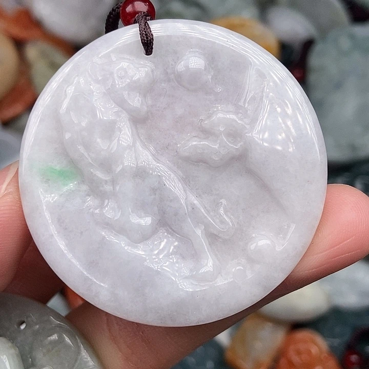 颈饰未镶嵌翡翠q