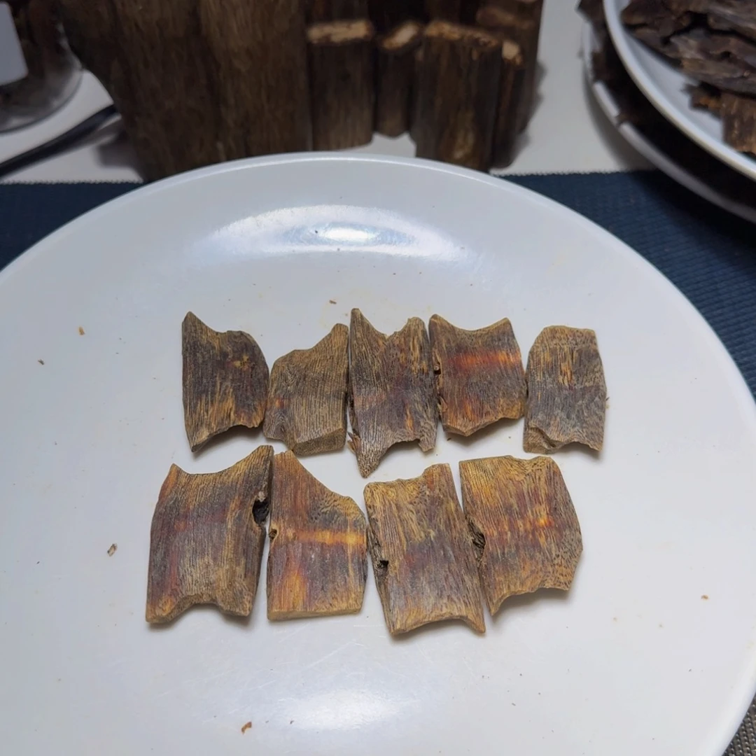 五***一香榧木陆河块料30克