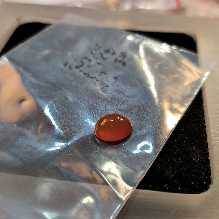 旅***程未镶嵌戒面石英岩玉