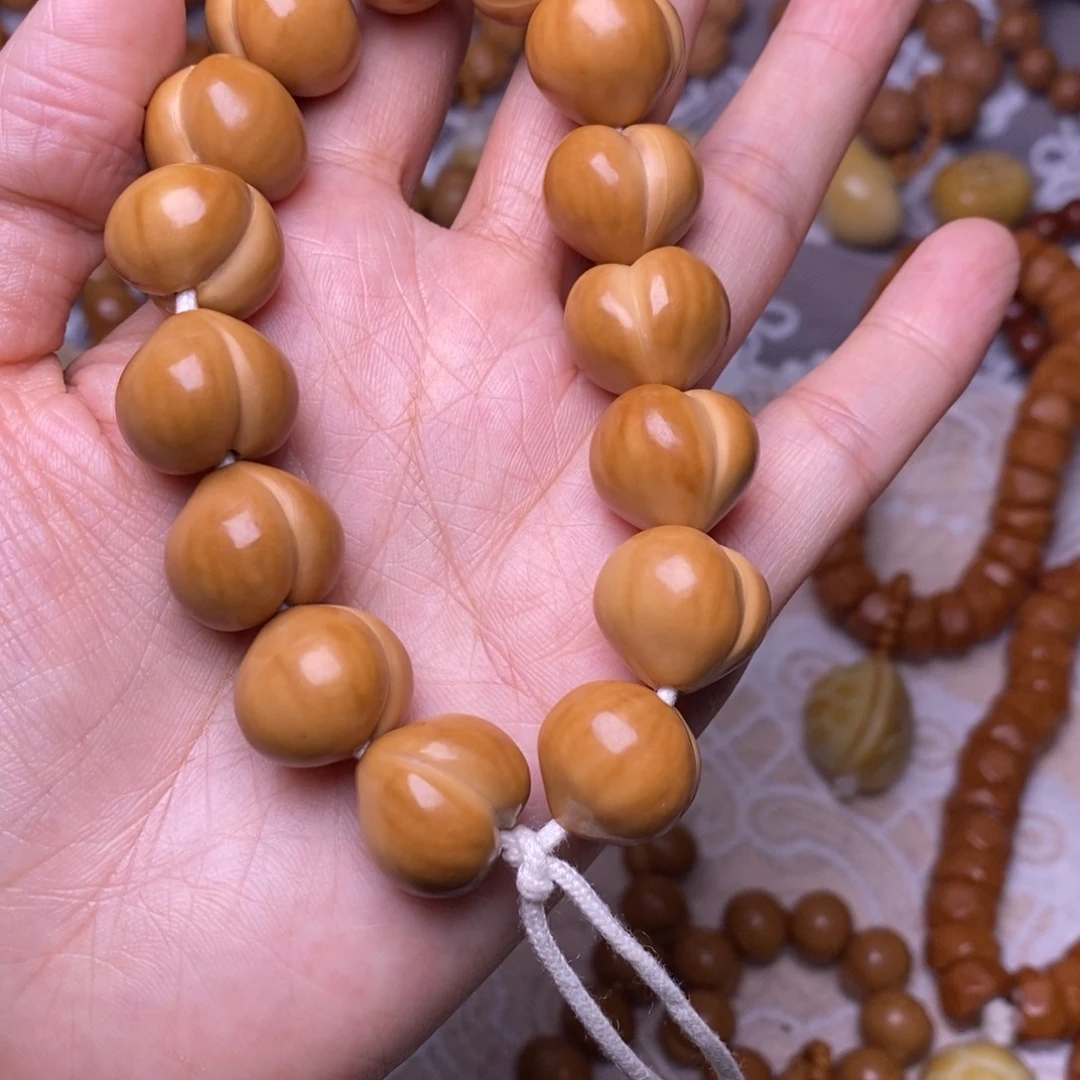 把件猴头核桃柯基屁桃高定