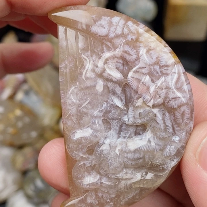 未镶嵌手镯硅化玉