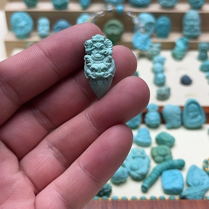 耳***朵绿松石未镶嵌大鹏鸟