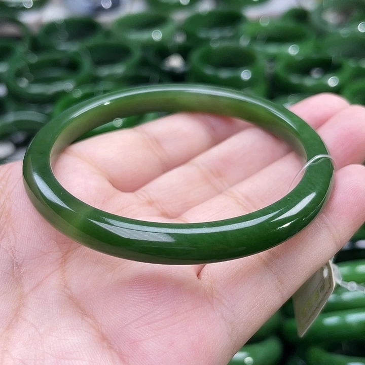 未镶嵌手镯和田玉（碧玉）