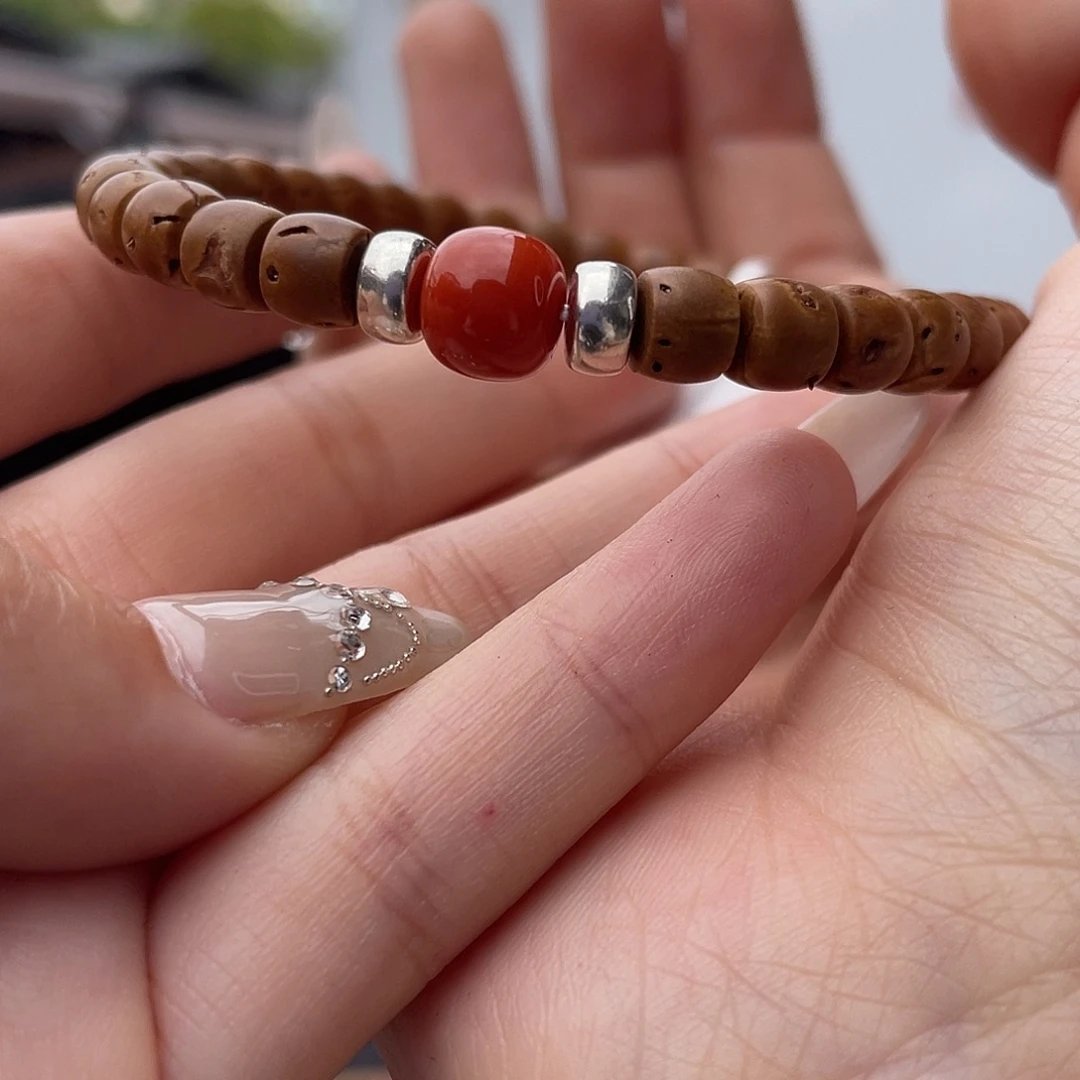 南红玛瑙未镶嵌珠宝奇石