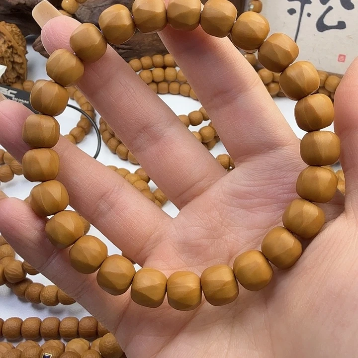 吊坠猴头核桃纯手工雕刻微瑕涟漪卡9大➕