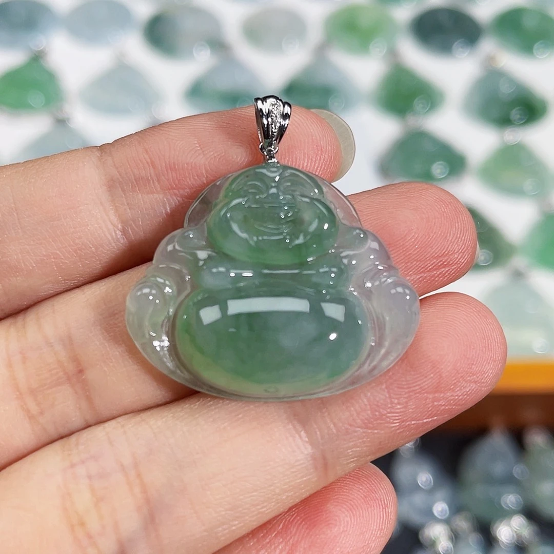 翡翠18K金镶嵌颈饰吊坠