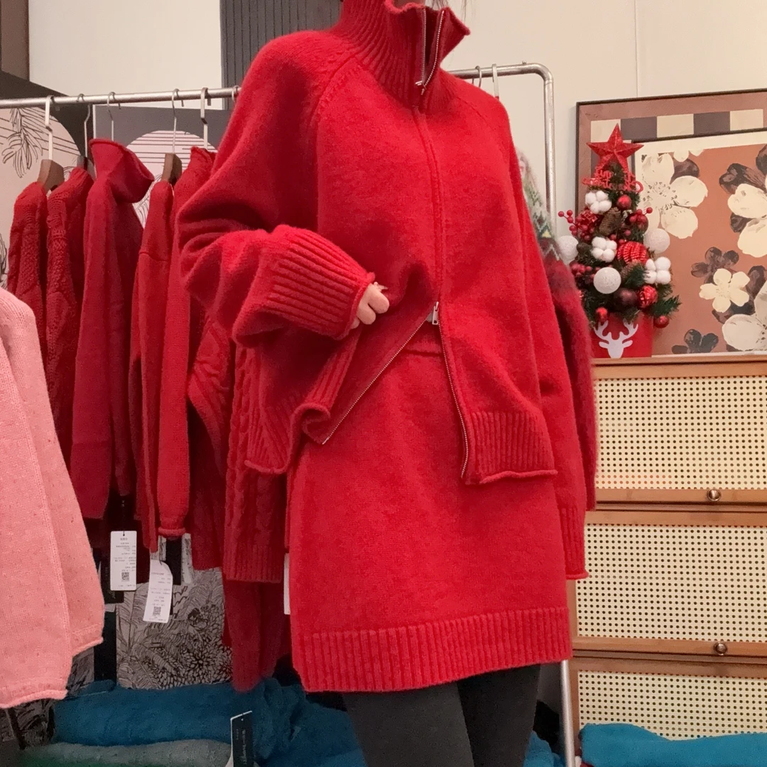 IXIAN女装-休闲时尚套装全羊毛宽松红色拉链高领上衣+短裙两件套