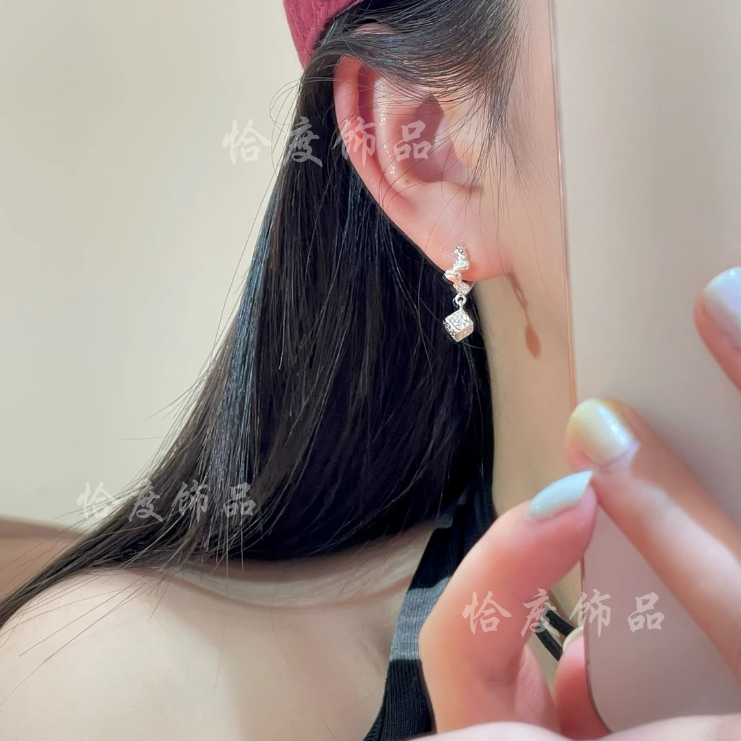 【恰度】简约银色方块流苏耳扣法式复古百搭