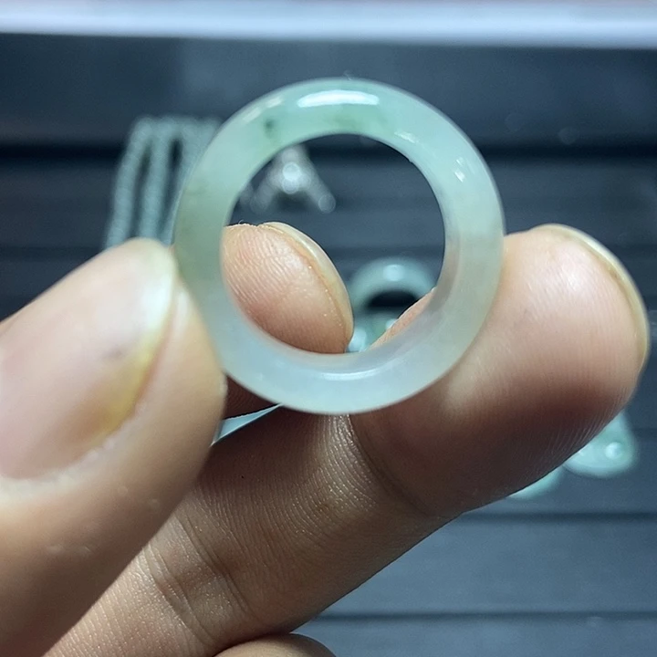 未镶嵌定制翡翠戒圈