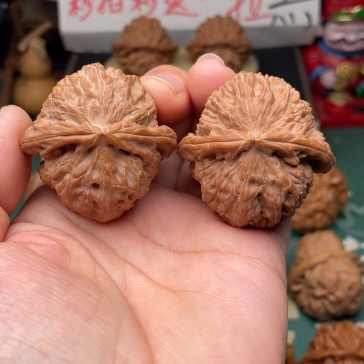 【闪购商品】把件文玩核桃43三角白