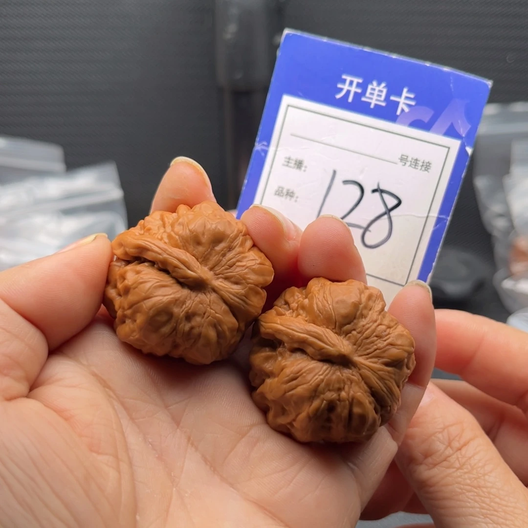 文玩核桃把件35蛤蟆头一根筋128