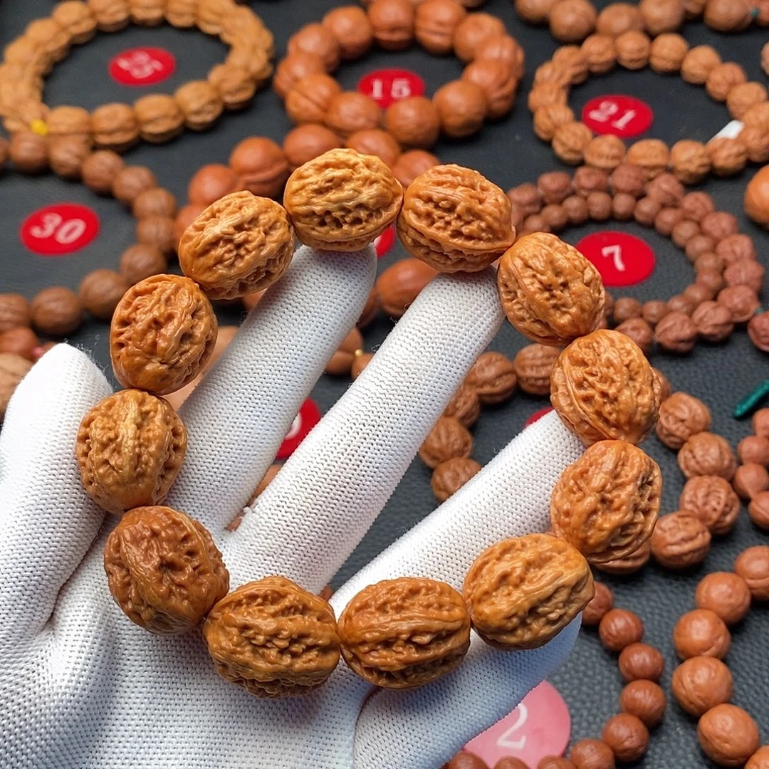 文玩核桃手串金蝉