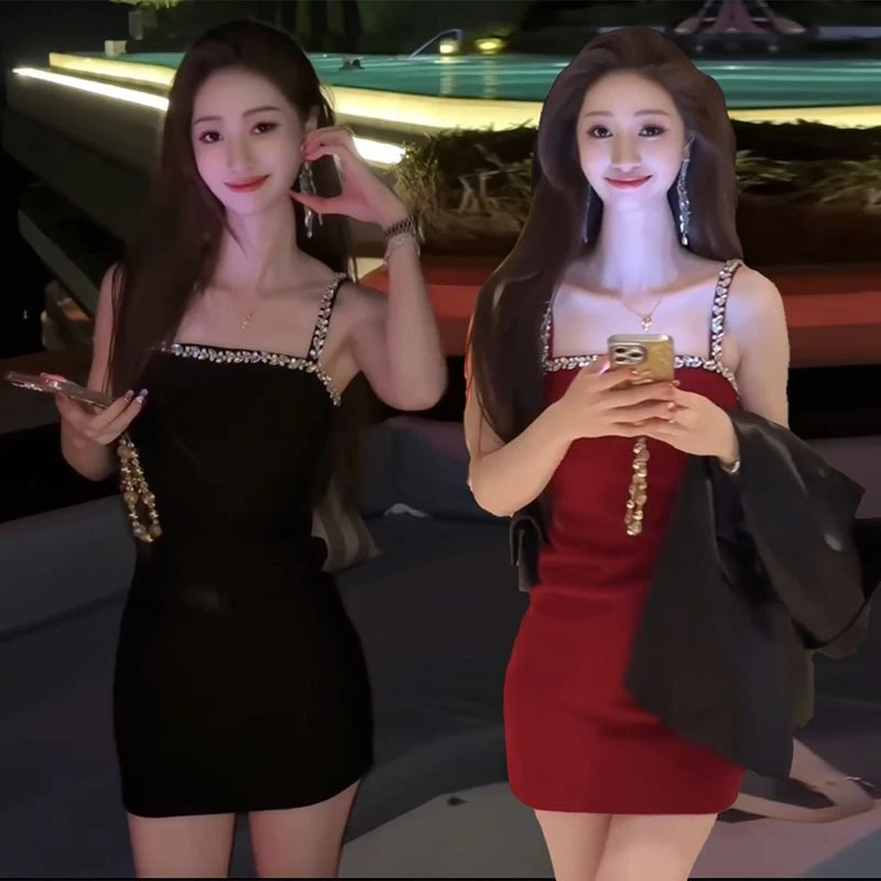 时髦性感包臀短裙女夏新款镶钻气质修身显瘦夜店小姐姐吊带连衣裙