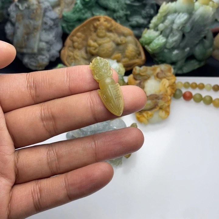 定制翡翠未镶嵌兽面杵