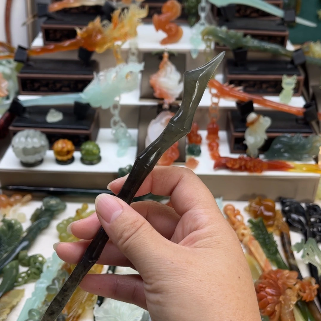 蛇纹石玉未镶嵌岫玉发簪