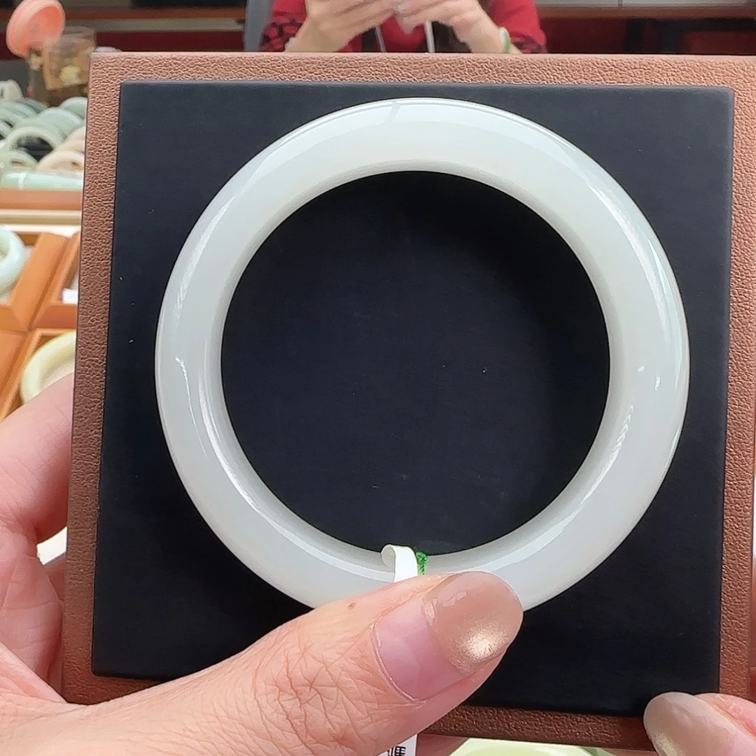 和田玉未镶嵌手镯羊脂白 正圈55-56