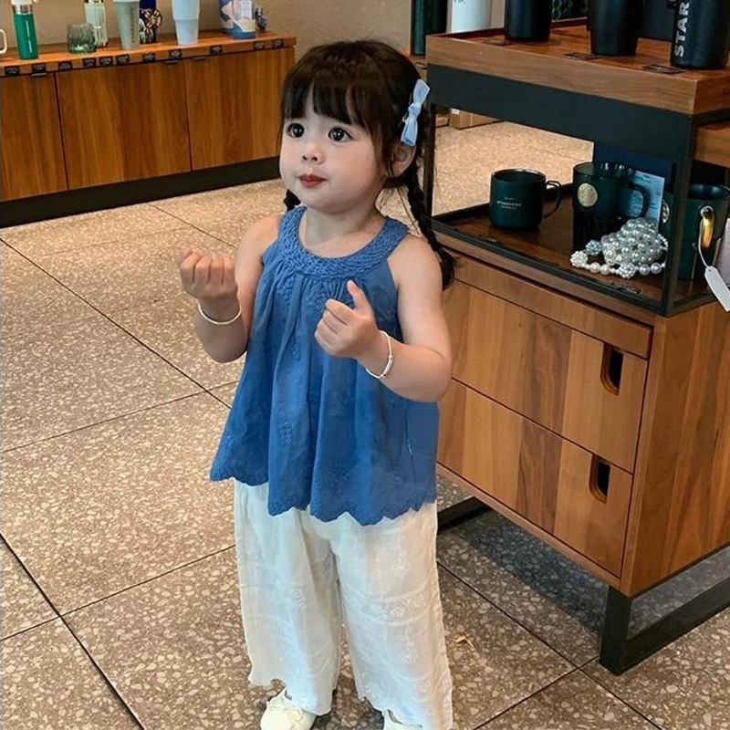 女童洋气显白套装2025夏季新款女宝宝韩系镂空挂脖背心上衣两件套