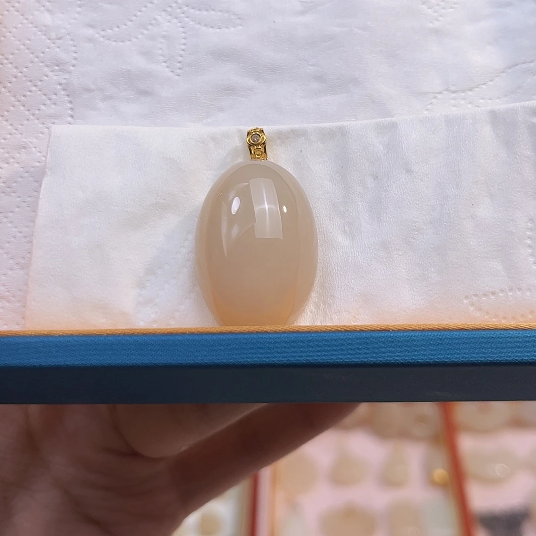 和田玉18K金镶嵌吊坠(不含链)